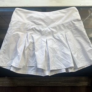 White Ivivva Size 12 Skirt